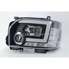 Toyota Hiace 14- Black Projector Head Lamp w Bar